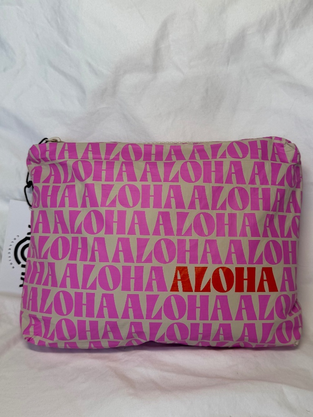 ALOHA Collection Aloha Nui Fruit Punch Sandstone Small Pouch Bag NWT Rare